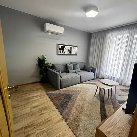 1bd Next To The Sea Garden By Flat Mаnager Burgas